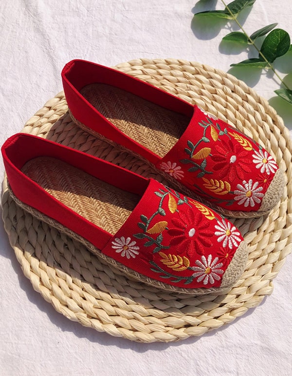 Embroidered Ethnic Style Flat Shoes