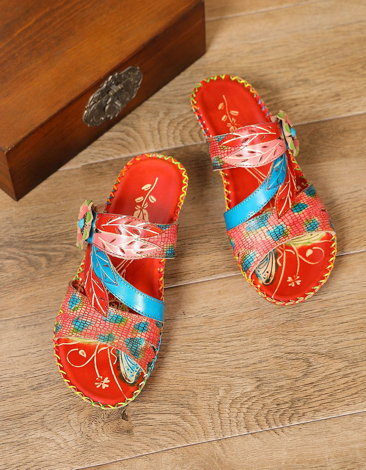 Leather Printed Chinese Style Oriental Slippers