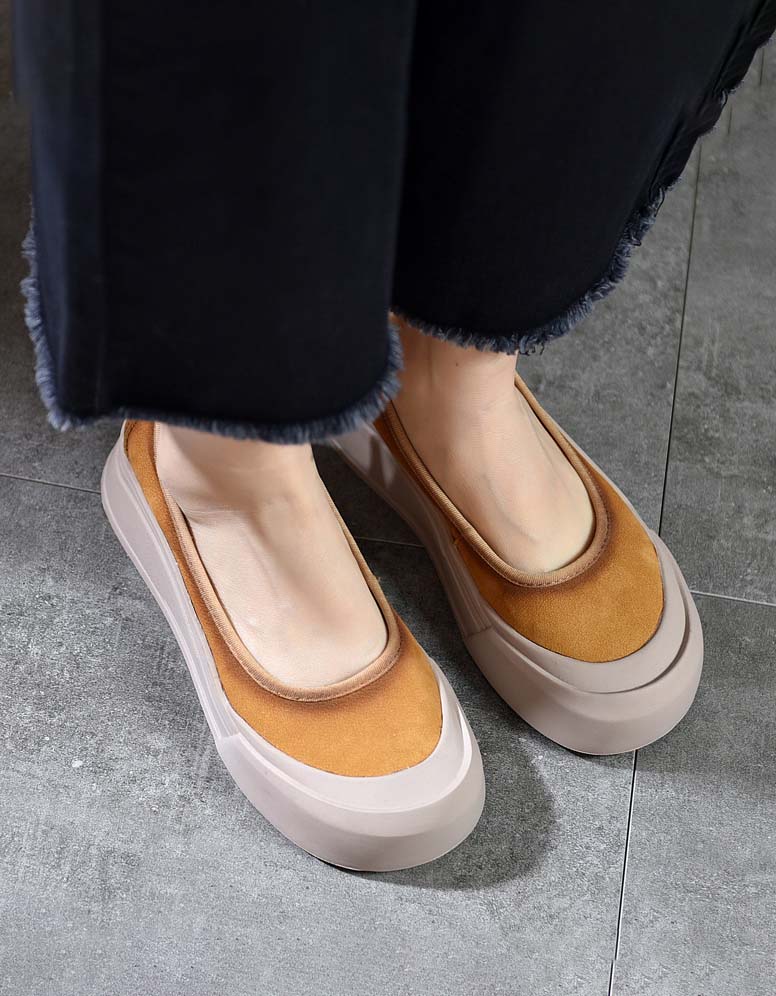 Round Toe Comfortable Soles Platform Retro Flat Shoes