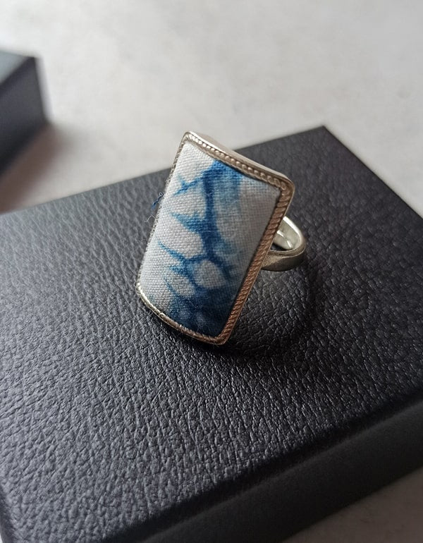 Blue Dyed Vintage Handmade Ring Silver