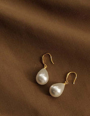 Women's Vintage Pearl Earrings