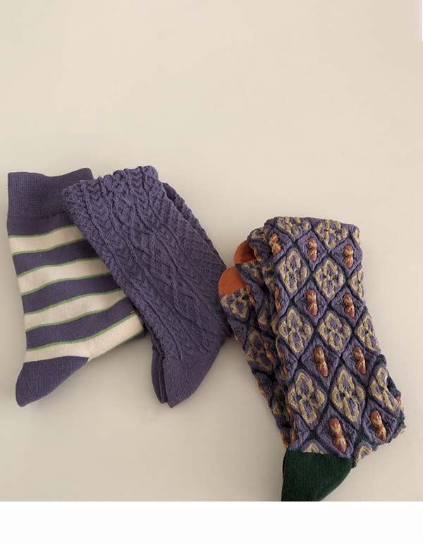 2 Pairs Vintage Purple Floral Socks