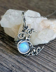 Vintage Silver Moonstone Necklace