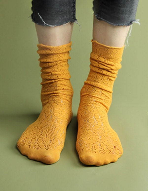 2 Pairs Summer Vintage Women's Lace Socks