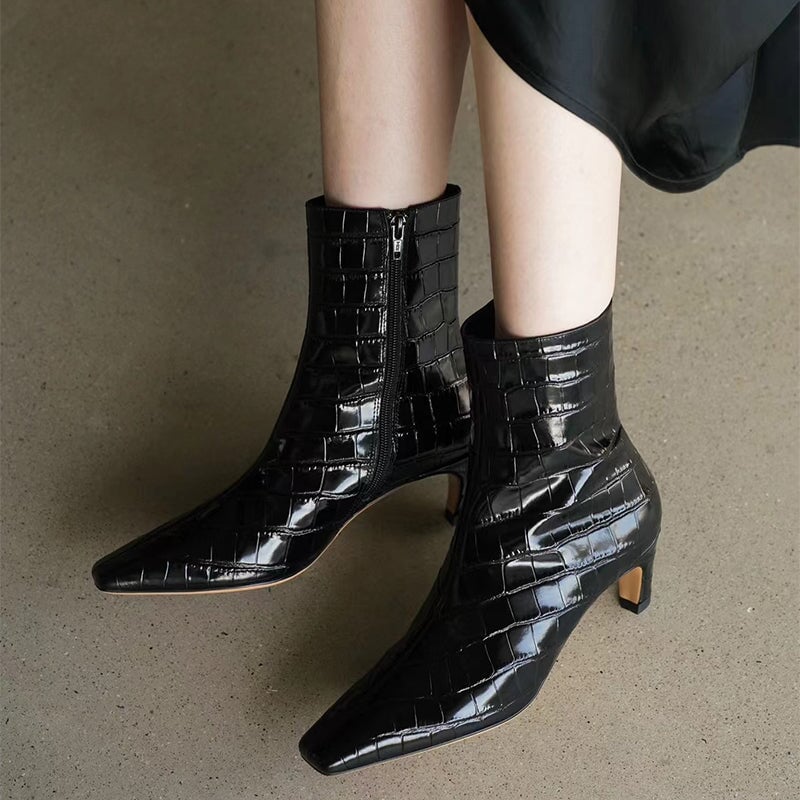 Elegant Ankle Boots Mid Heel Sheepskin Elastic Boots Elegant Glove-Like