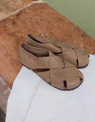 Handmade Retro Leather Cross Straps Flat Sandals